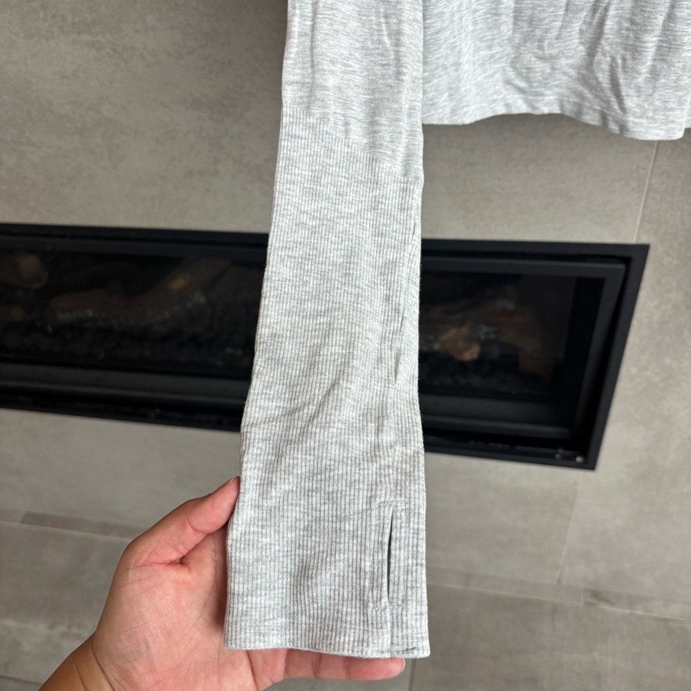 Free People Movement V Neck Cropped Long Sleeve Top, Size M - Picture 7 of 10